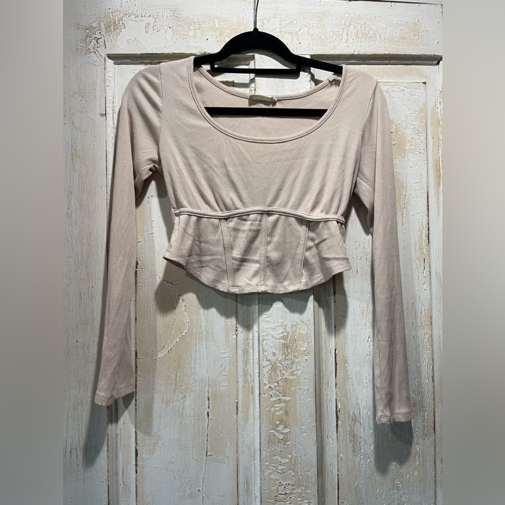 Long sleeve ribbed crop